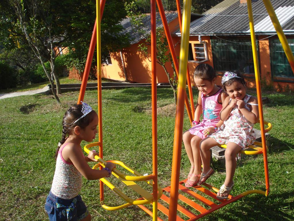 Turvo dos Gois Pousada Recanto Aguas Vivas מראה חיצוני תמונה